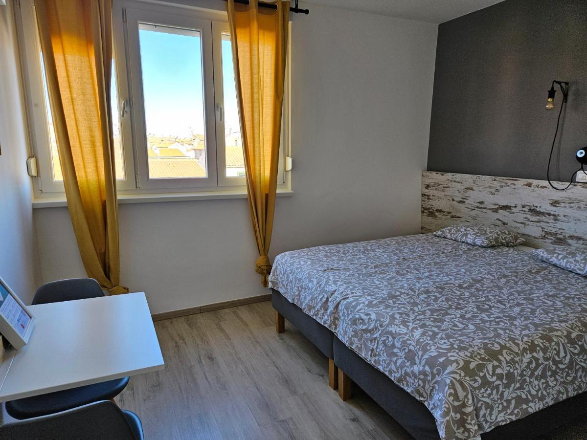 Nora Rooms Zadar Bagian luar foto